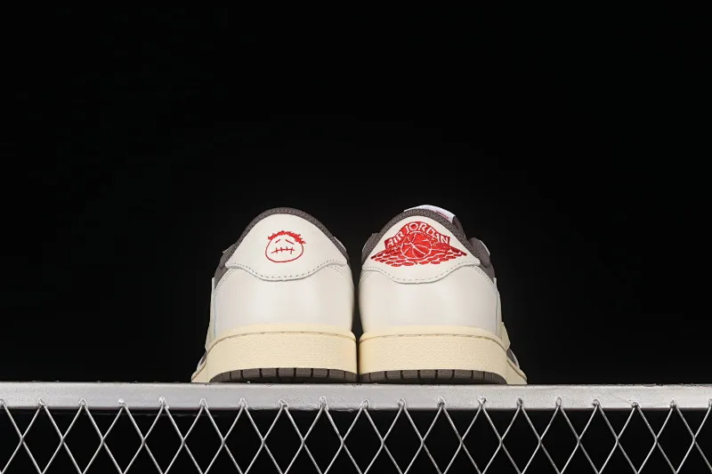 All categories Air Jordan Jordan series basketball shoes Air Jordan 1 Low foreign trade version Travis Scott x Air Jordan 1 Low OG "Reverse Mocha" AJ1 Joe 1 reverse mocha brown and white barb joint casual sports basketball shoes DM7866-162